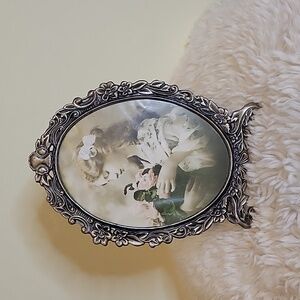 Vintage style metal picture frame
